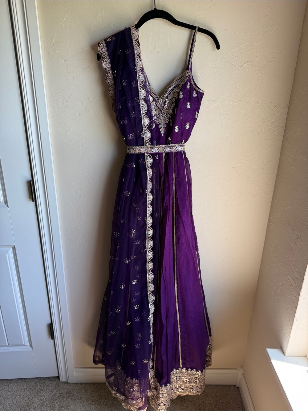 Lashkaraa Purple Embroidered Chinon Anarkali